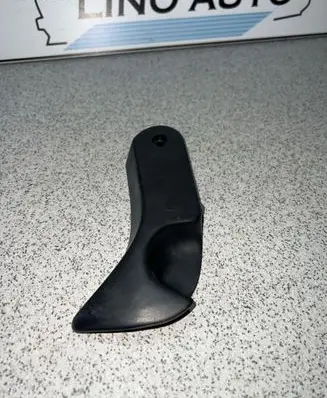 BMW 5 E39 Engine bonnet (hood) release handle 8165196