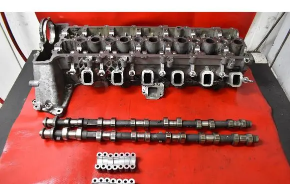 BMW 5 E60 E61 Engine head 77885649
