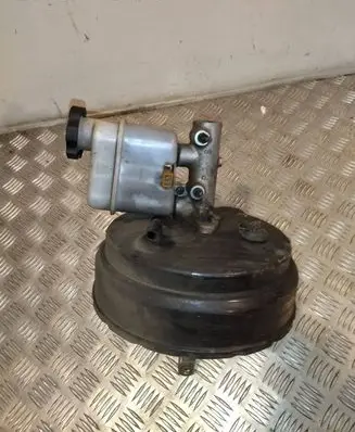 Hyundai Santa Fe Brake booster 588002B302