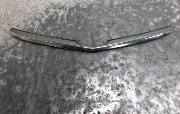 Honda Accord Front bumper upper radiator grill 
