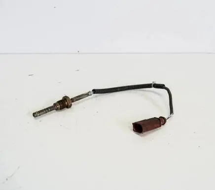BMW 3 F30 F35 F31 Oil temperature sensor 1749094621307