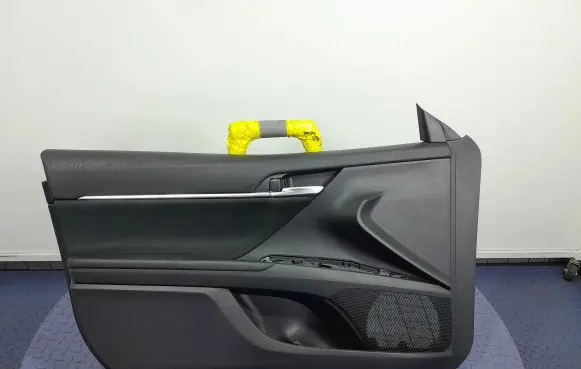 Toyota Camry VIII XV70 Door card panel trim set 