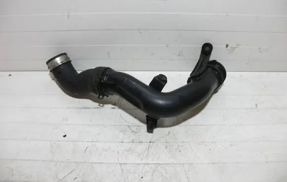 Volkswagen PASSAT B6 Intercooler hose/pipe 3C0145770C 3Q0145762AD 3C0145762AD