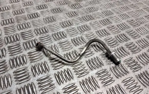 Nissan Note (E11) Turbo turbocharger oiling pipe/hose