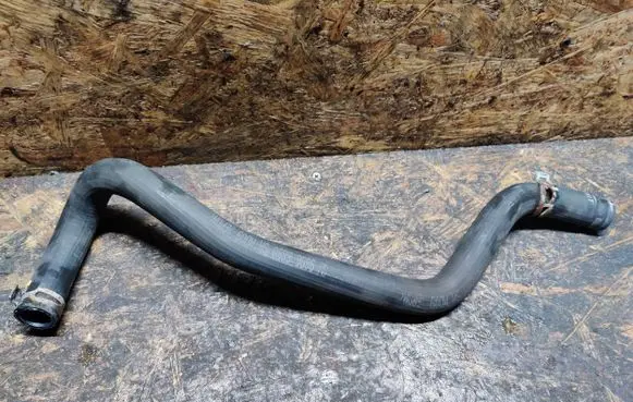 Chevrolet Trax Engine coolant pipe/hose 96966880