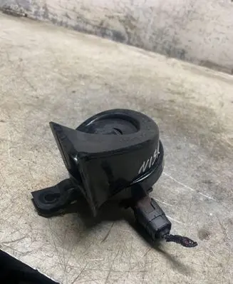 Nissan Qashqai J12 Horn signal