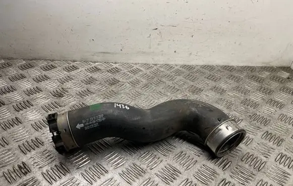 Intercooler hose/pipe