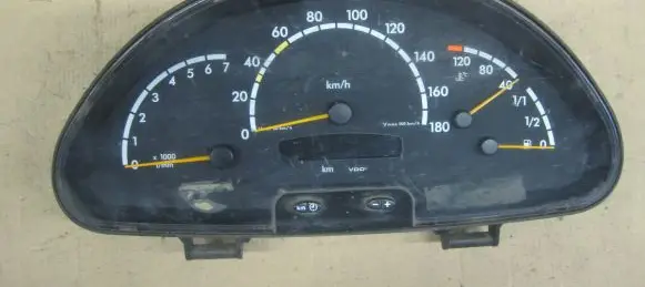 Mercedes-Benz Sprinter W901 W902 W903 W904 Speedometer (instrument cluster) A0014460921