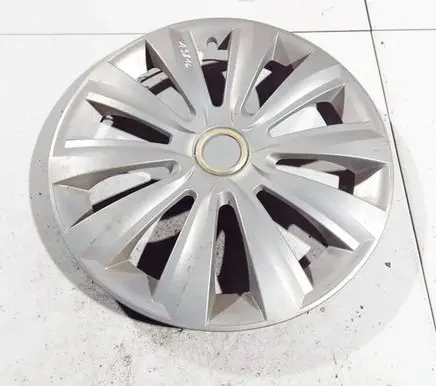 Toyota Previa (XR30, XR40) II R15 wheel hub/cap/trim 