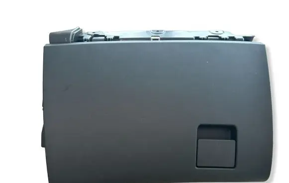 Opel Insignia A Glove box 13308550