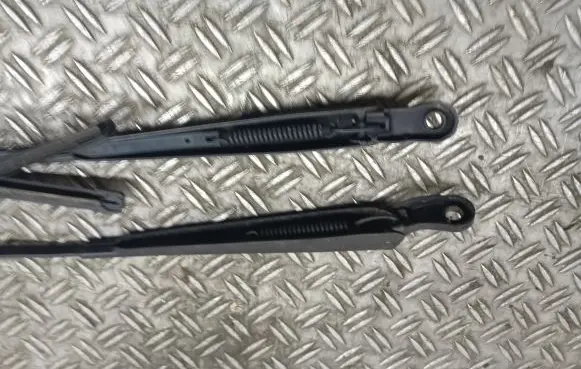 Renault Modus Windshield/front glass wiper blade 