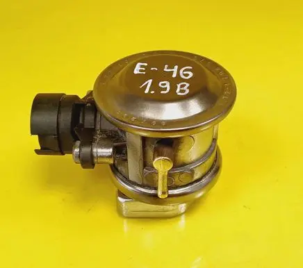 BMW 3 E46 EGR valve 11721708575 72229512