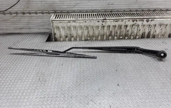 SsangYong Kyron Windshield/front glass wiper blade 