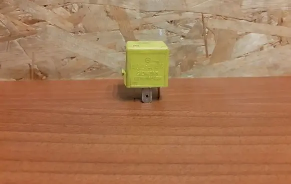 Mercedes-Benz S W220 Other relay V23134A52X335 A0025421419