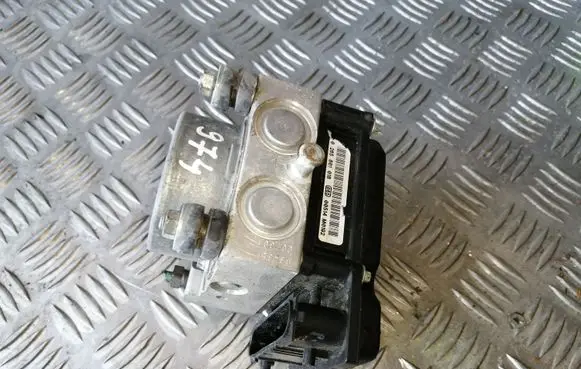 Dacia Sandero ABS Pump 0265232718 476604621R 0265801018