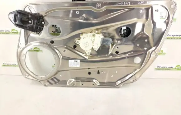 Mercedes-Benz E W212 Front door electric window regulator 2127200879 2127201679