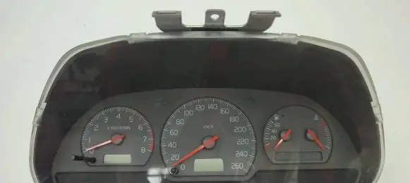 Volvo S40, V40 Speedometer (instrument cluster) 30857488