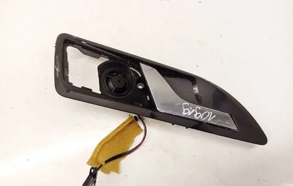 Skoda Octavia Mk2 (1Z) Rear door interior handle 1z0839248