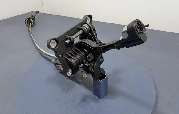 Vauxhall Zafira B Gear shift rod 55351959