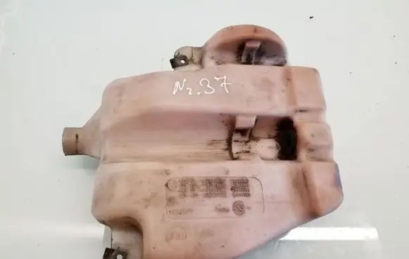 Peugeot 807 Windshield washer fluid reservoir/tank 21114911 21114910
