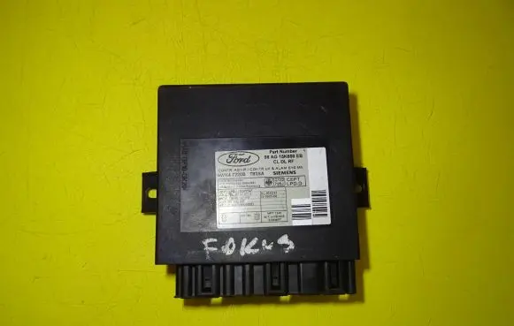 Ford Focus Comfort/convenience module 98AG15K600EB