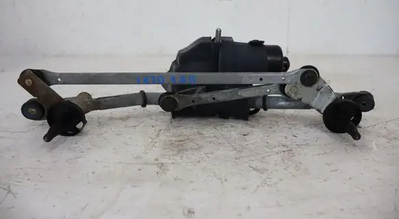 Hyundai ix20 Front wiper linkage and motor 981001P000