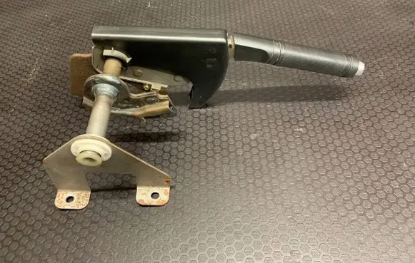 Hyundai Terracan Handbrake/parking brake lever assembly