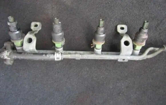 Mazda 323 Fuel main line pipe inp484 inp-484