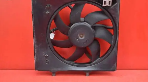 Peugeot 207 CC Electric radiator cooling fan 9682902080