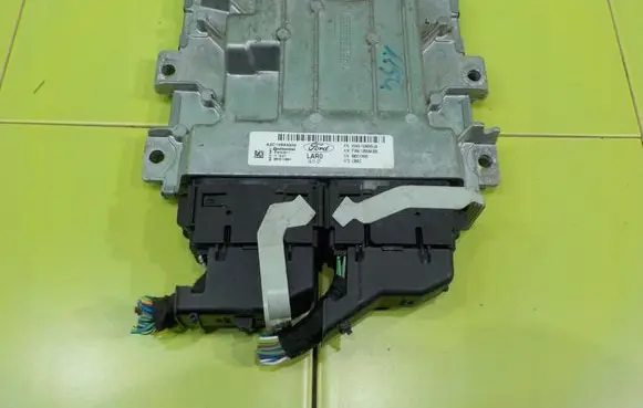 Ford Kuga II Engine control unit/module FV6A12B684BB 17AB188