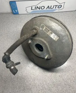 BMW 5 E39 Brake booster 1163516