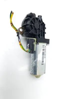 Tesla Model S Seat adjustment motor AG1304482022P