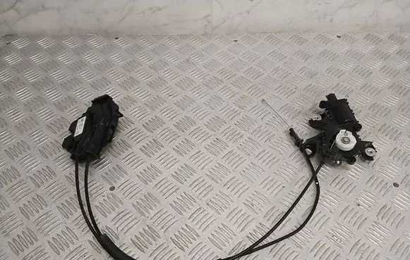 Tesla Model X Loading door lock 103448100J