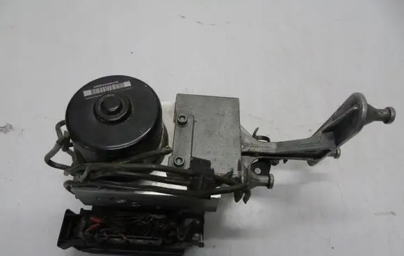 Mercedes-Benz CLK A209 C209 ABS Pump 2095452532