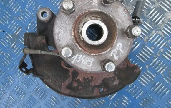 Mazda 626 Front wheel hub spindle knuckle