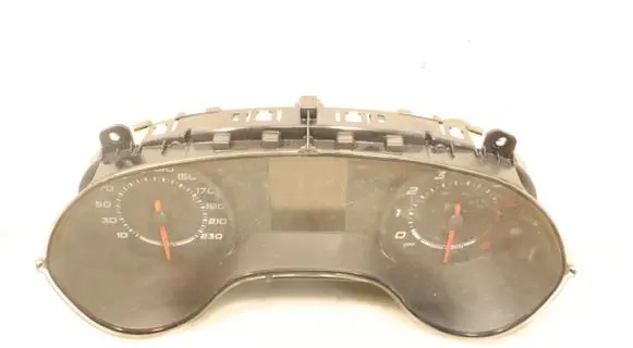 Fiat Tipo Clock 