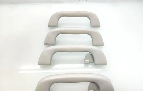 Mazda CX-5 A set of handles for the ceiling