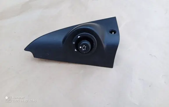 Ford Mondeo Mk III Mirror switch trim 