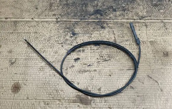 Engine bonnet/hood lock release cable