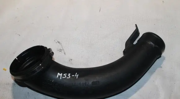 Volvo XC60 Engine coolant pipe/hose 30774692