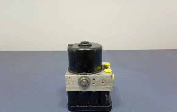 Volkswagen Golf IV ABS Pump 1K0614517R