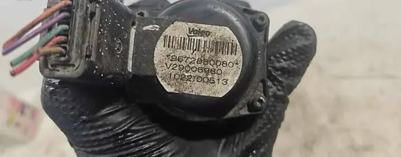 Citroen C4 Grand Picasso EGR valve 9672880080 102200513