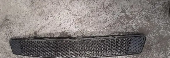 Mercedes-Benz C W204 Front bumper lower grill a2048852123