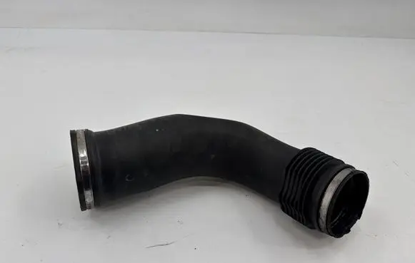 BMW 5 F10 F11 Air intake duct part 19385510