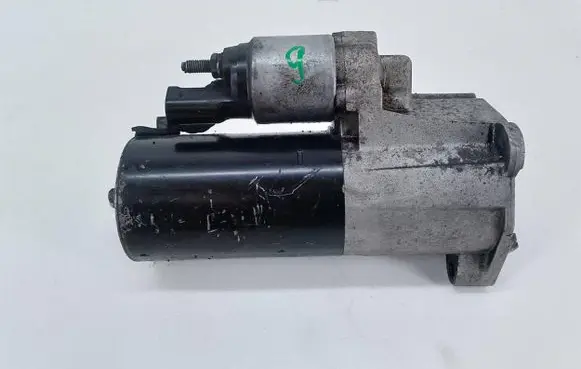 Audi A4 S4 B7 8E 8H Starter motor