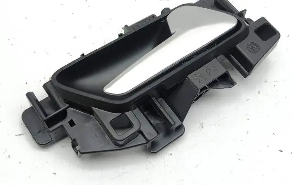 Opel Astra L Rear door interior handle trim 2021064002 2021064004