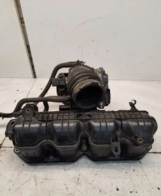 Toyota Prius (XW30) Intake manifold 1712037050