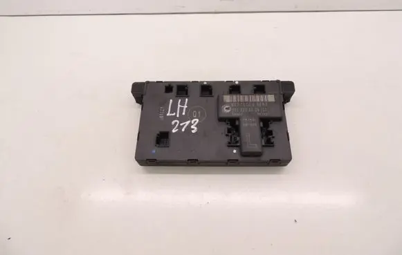 Mercedes-Benz C W203 Door control unit/module 2038205526 D213