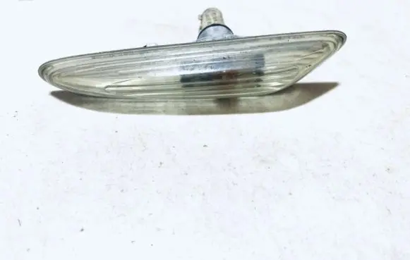 BMW 3 E46 Front fender indicator light 6911371 8382104