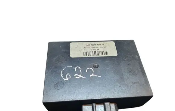 Volkswagen Golf IV Comfort/convenience module 1J0959799H